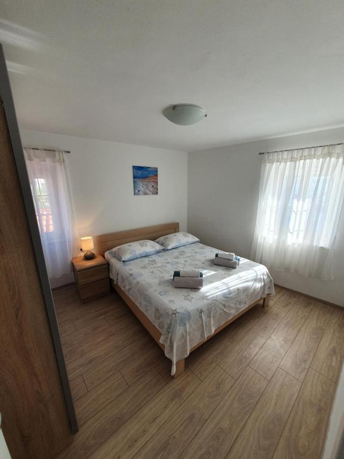 Apartaments Ukic Prvic Sepurine Exterior photo